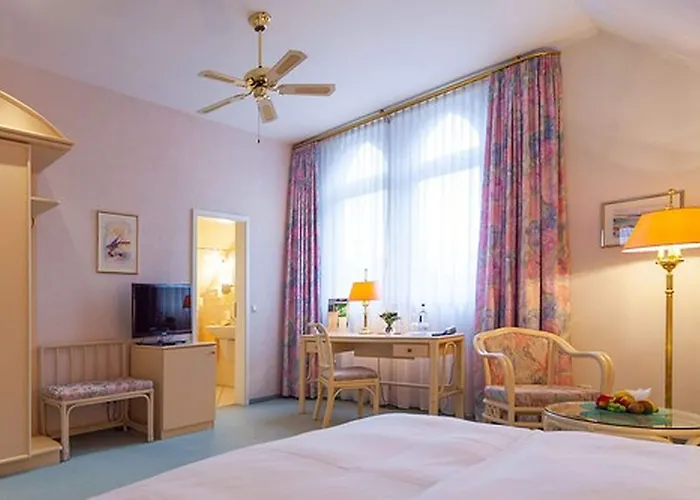 Отель Residenz Joop 4*